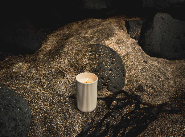 VERY GOODS STUDIO AMBRA LOWTIDE SCENTED CANDLE